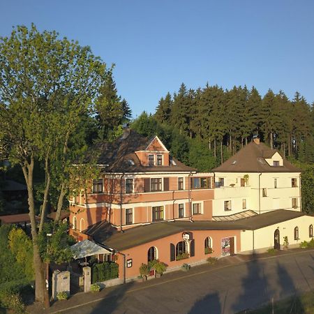 Pension Ayky Jablonec nad Nisou Bagian luar foto