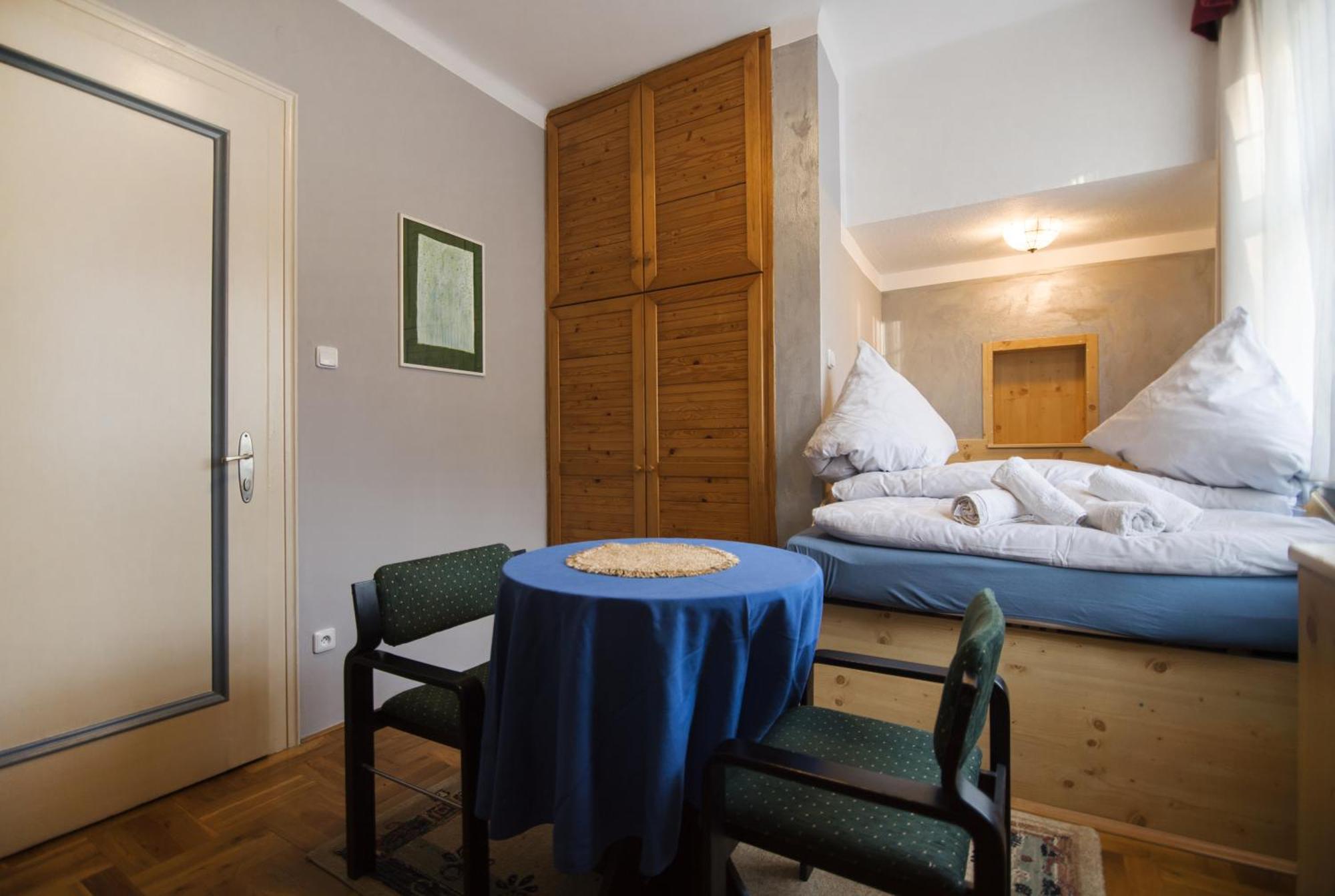 Pension Ayky Jablonec nad Nisou Ruang foto