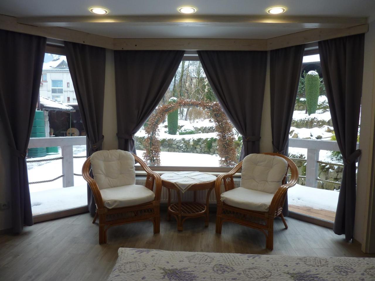 Pension Ayky Jablonec nad Nisou Bagian luar foto